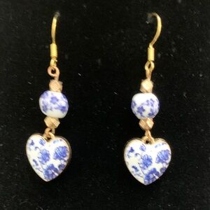 Gold tone and Blue Heart ceramic Earrings NWOT
